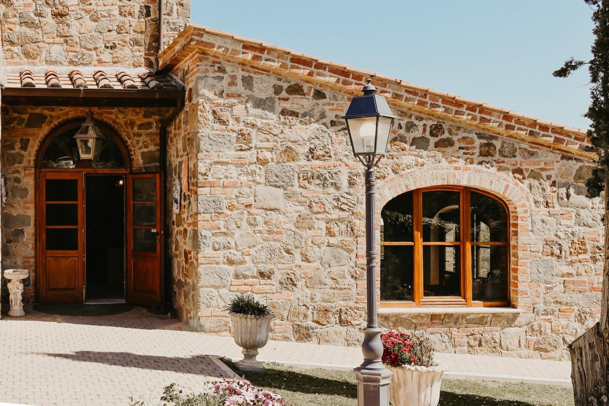 Poggio Paradiso Resort & Spa Montefollonico Dış mekan fotoğraf