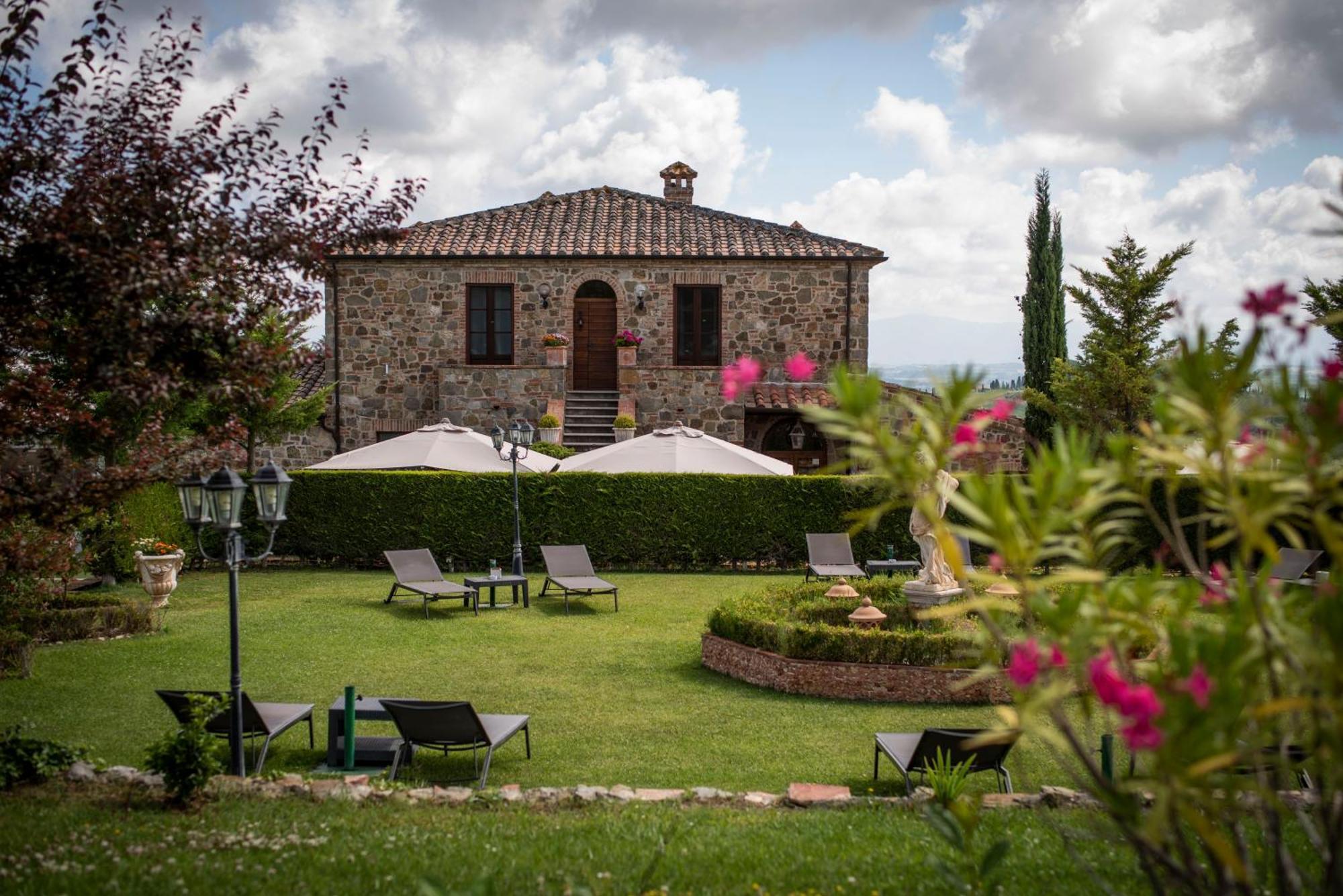 Poggio Paradiso Resort & Spa Montefollonico Dış mekan fotoğraf