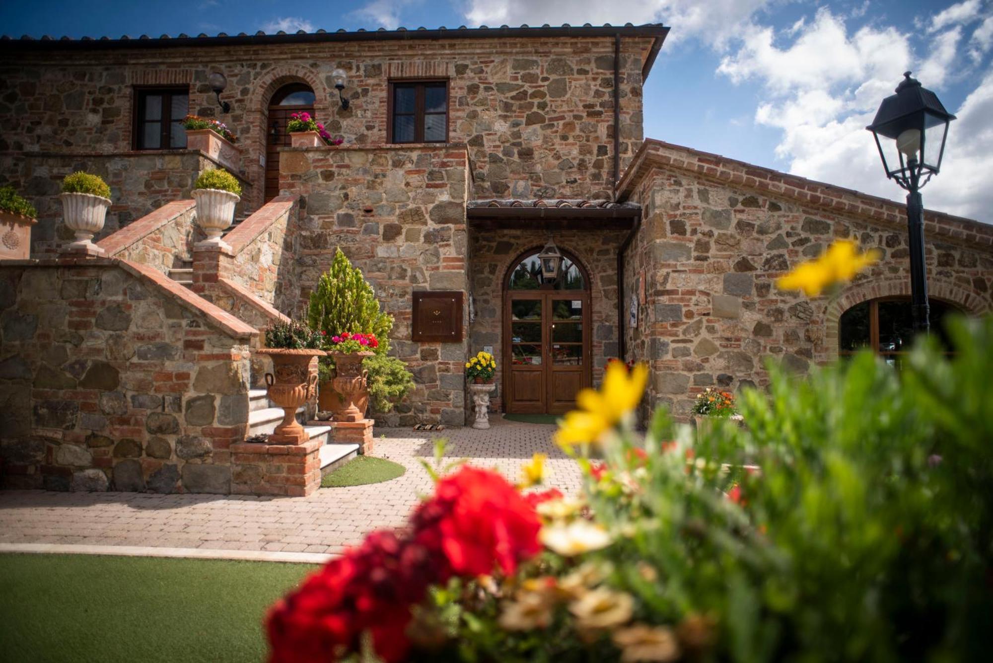 Poggio Paradiso Resort & Spa Montefollonico Dış mekan fotoğraf
